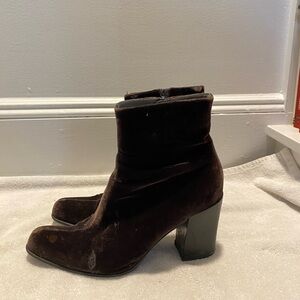 Vintage Prada boots size 9 chocolate brown velvet